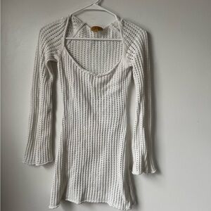 Size M White Knit Long Sleeve Dress/Cover Up